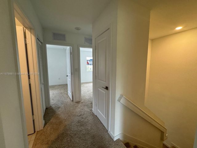 Home for rent at 2317 SE 10th St - photo 5358341