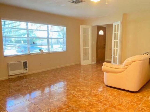 Home for sale at 2031 Pinehurst Drive - photo 5361623