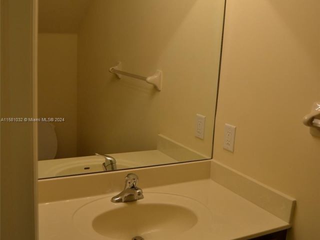 Home for rent at 9321 SW 171st Ave 9321 - photo 5360957