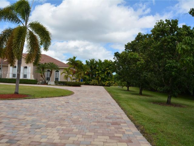 Home for sale at 31425 SW 213th Ave - photo 5367908