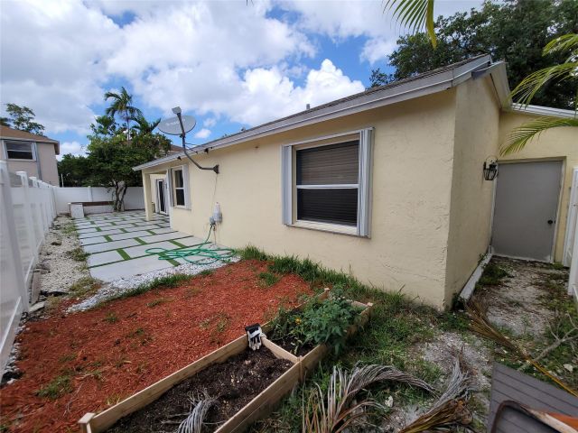 Home for sale at 11747 NW 12th St - photo 5404168