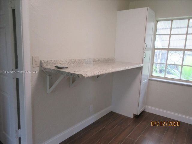 Home for rent at 2632 NE 14th Ter 0 - photo 5379454