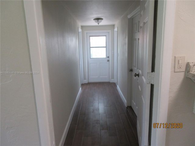 Home for rent at 2632 NE 14th Ter 0 - photo 5379459