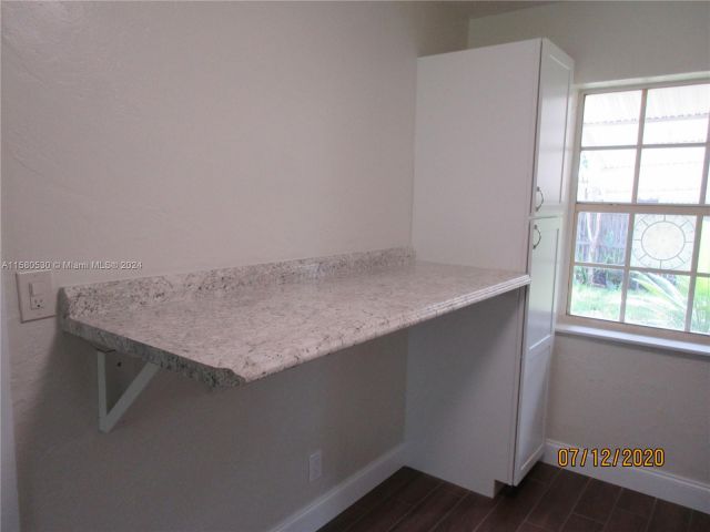 Home for rent at 2632 NE 14th Ter 0 - photo 5379460