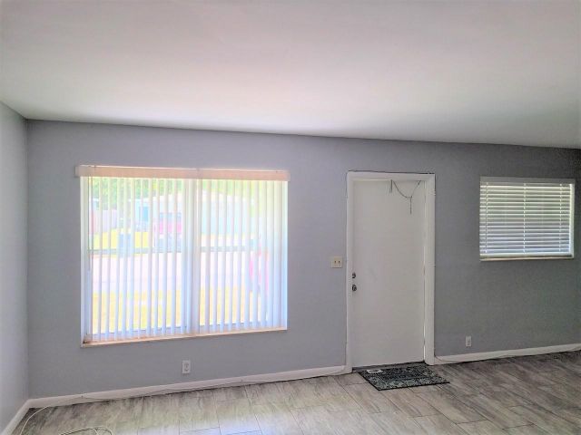 Home for rent at 2434 NW 9TH TER LEFT - photo 5402000