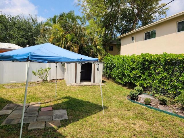 Home for rent at 2434 NW 9TH TER LEFT - photo 5402004