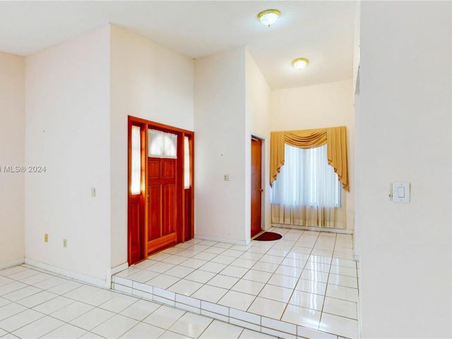 Home for sale at 10645 SW 130th Ave - photo 5380592