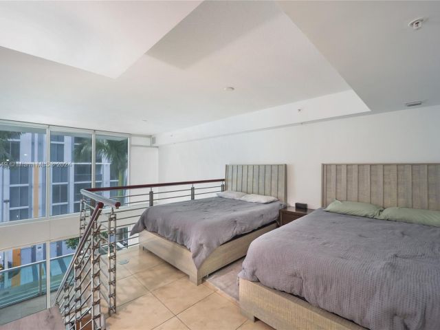 1-bedroom condo for sale in Miami - 41 SE 5th St 304 - MondialRealty