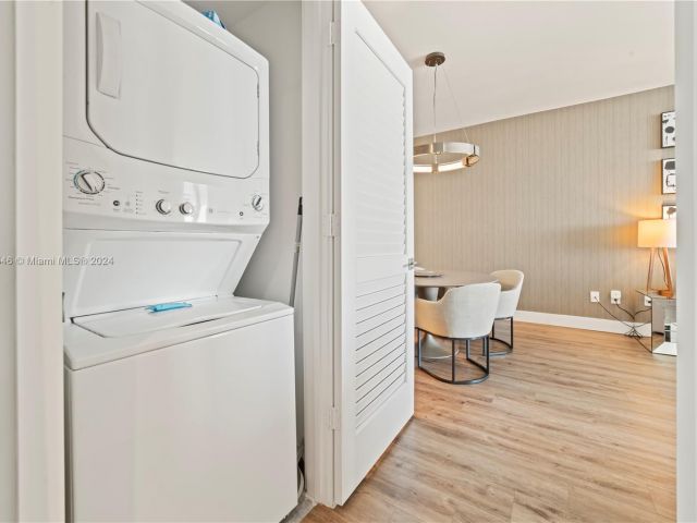 Apartment for rent  Unit #3710 - photo 5514955