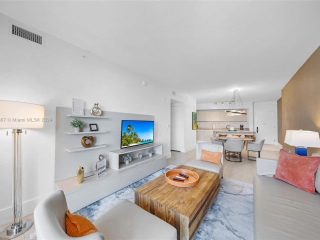 Apartment for rent  Unit #1410 - photo 5576295