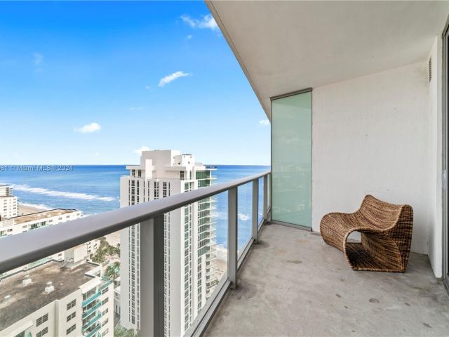 Apartment for rent  Unit #2206 - photo 6515942