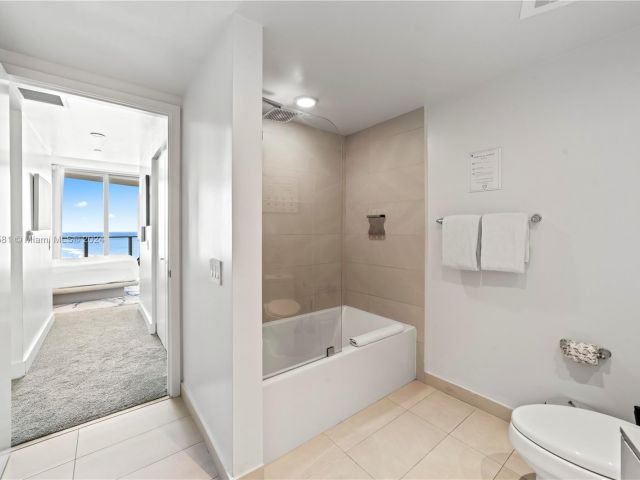 Apartment for rent  Unit #2206 - photo 6515948