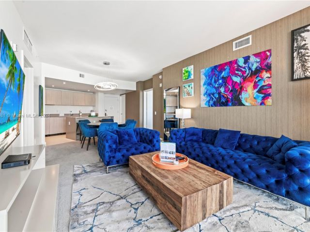 Apartment for rent  Unit #2206 - photo 6515957