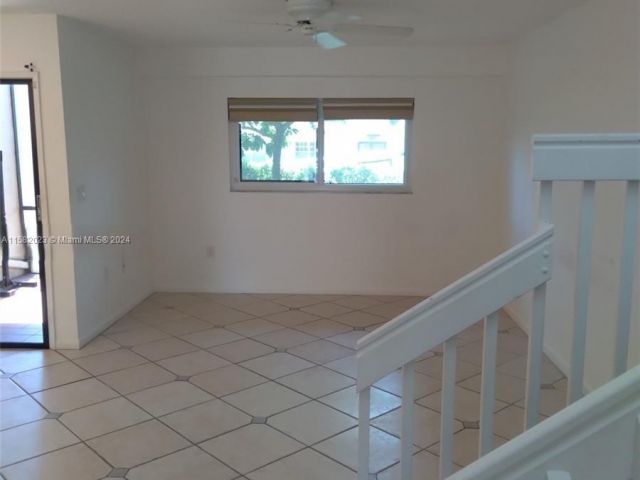 Home for rent at 1532 Gabriel St - photo 5464346