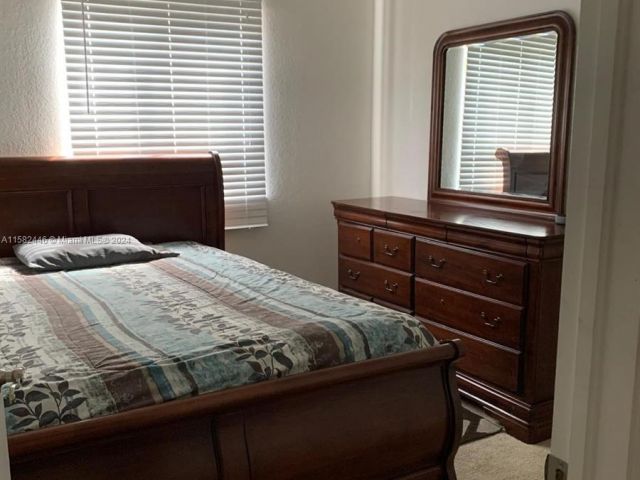 Home for rent at 16307 SW 44th Ter 16307 - photo 5375001