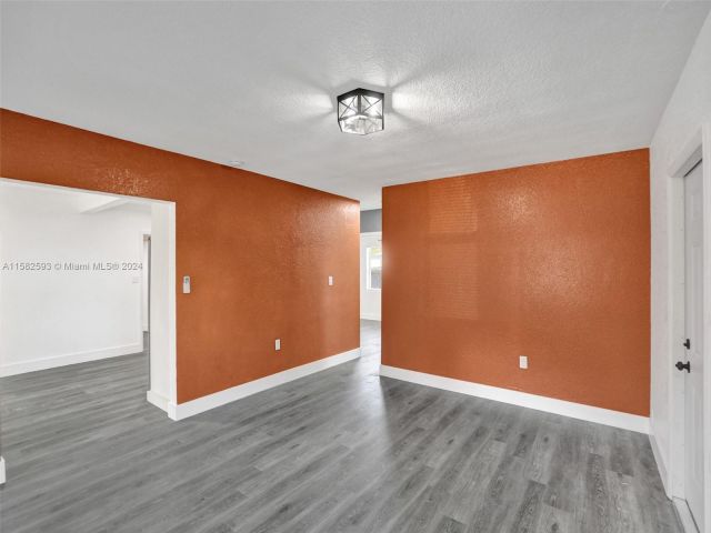 Home for sale at 2720 SW 13th Ave - photo 5374650