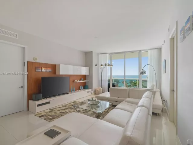 Apartment for sale  Unit # - photo 5378085