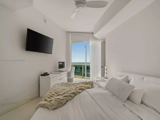 Apartment for sale  Unit # - photo 5378080