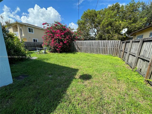 Home for rent at 1938 Sheridan St REAR - photo 5381536