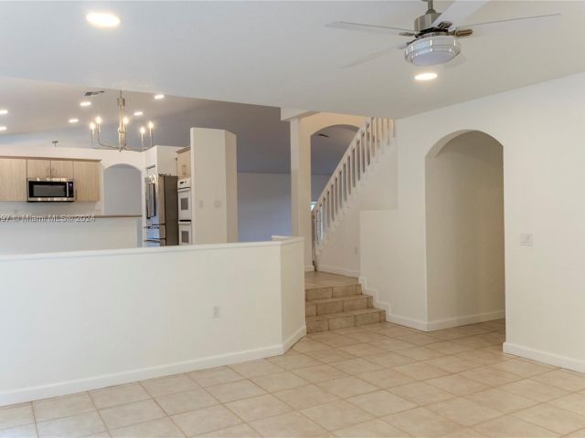 Home for rent at 6578 NW 113th Pl - photo 5436391