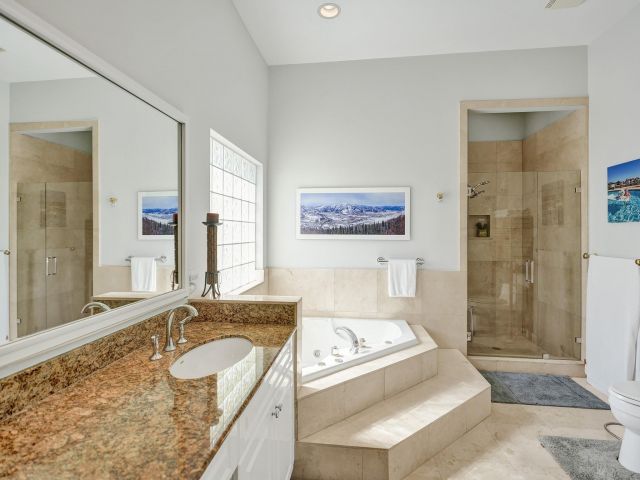 Home for sale at 2741 NE 15TH ST 2741 - photo 5402995