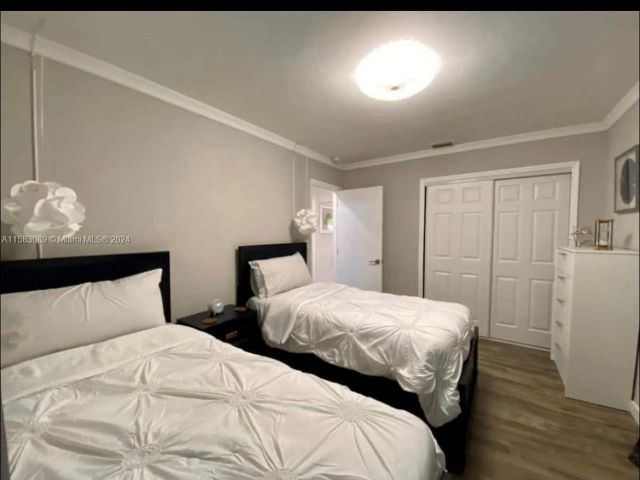 Home for rent at 1119 NW 7th Ave - photo 5378243