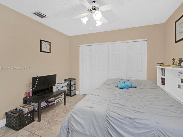 Home for sale at 1676 S Goldeneye Ln - photo 5379553