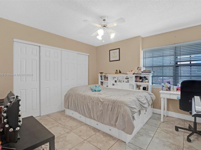 Home for sale at 1676 S Goldeneye Ln - photo 5379554