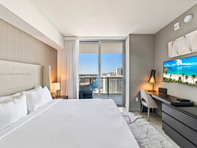 Apartment for rent  Unit #R1601 - photo 5582103