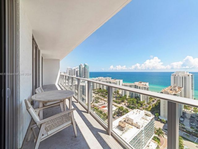 Apartment for rent  Unit #R2505 - photo 5514968