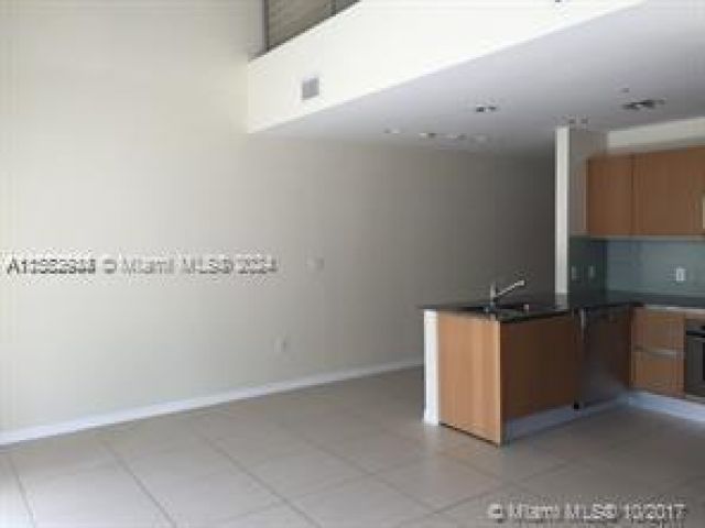 Apartment for rent  Unit # - photo 5381374