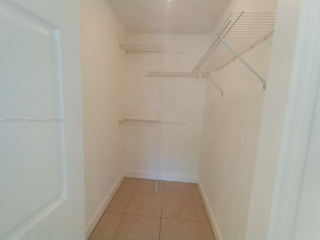 Home for rent at 3375 SW 20 ST - photo 5417882