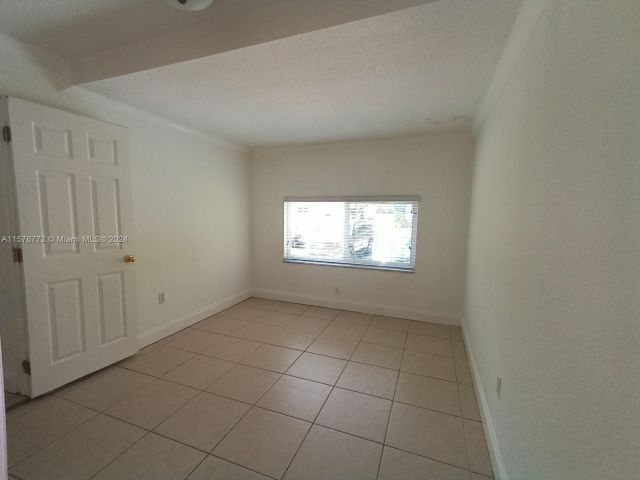 Home for rent at 3375 SW 20 ST - photo 5417884