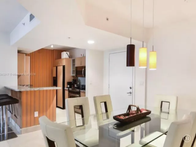 Apartment for sale  Unit #520 - photo 5380924