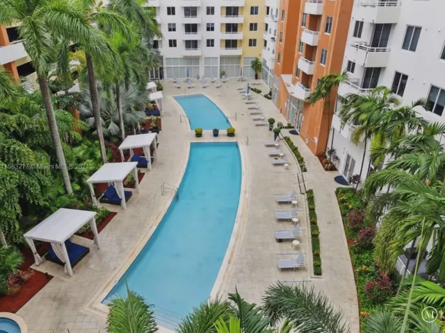 Apartment for sale  Unit #520 - photo 5380913