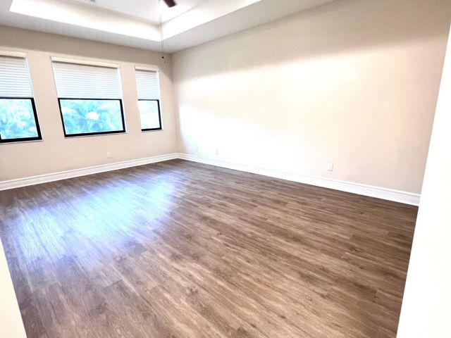 Home for rent at 9548 Eden Roc Court - photo 5382870