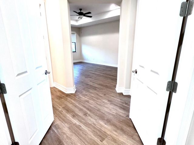 Home for rent at 9548 Eden Roc Court - photo 5382871