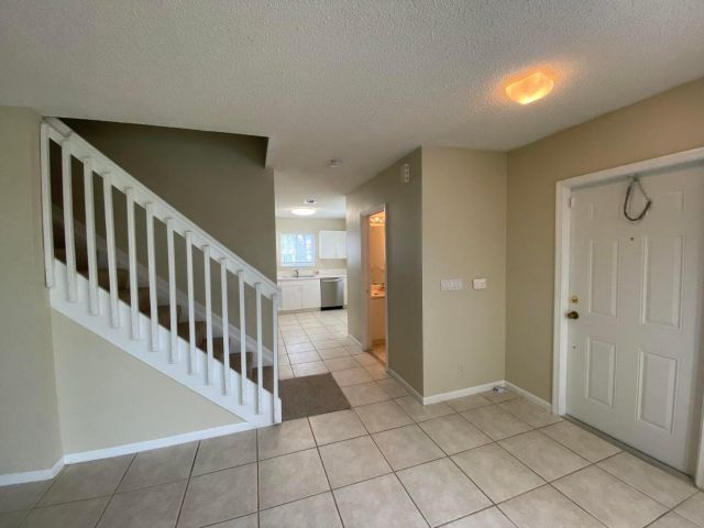 Home for rent at 4753 SW 14th Street - photo 5383203