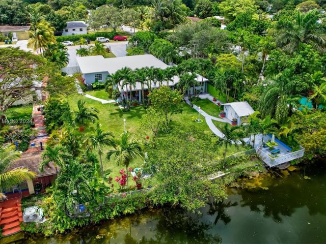 Home for sale at 341 S Biscayne River Dr - photo 5383575