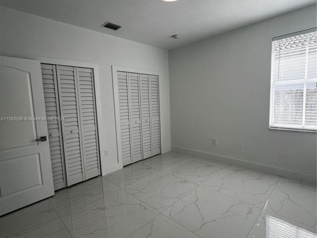 Home for rent at 14939 SW 11th Ln - photo 5385651