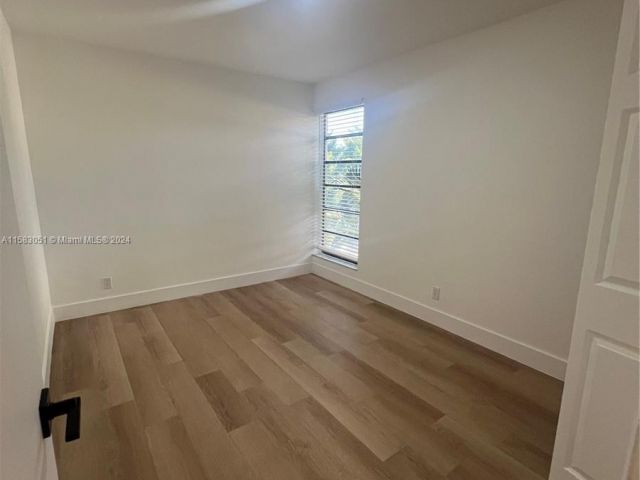 Home for rent at 9120 Taft St 9120 - photo 5385559