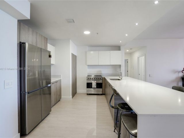 Apartment for sale  Unit #LPH-06 - photo 5387680