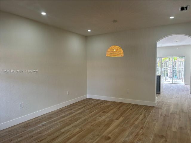 Home for rent at 10906 SW 181st Ter - photo 5386392