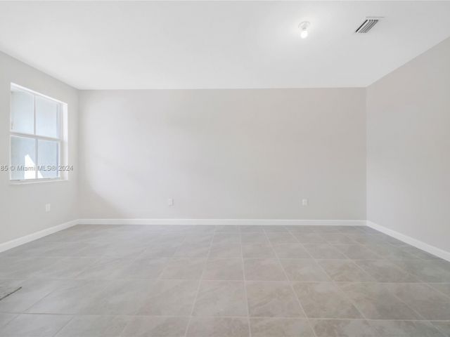 Home for rent at 12620 nw 23 Place 12620 - photo 5386367