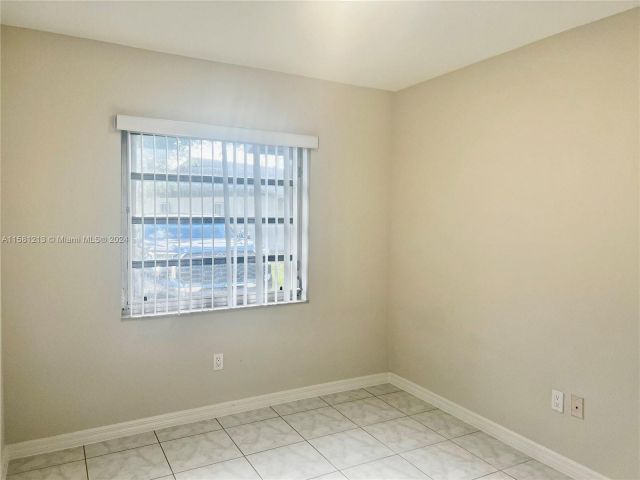 Home for rent at 11721 SW 125 CT 11721 - photo 5386941