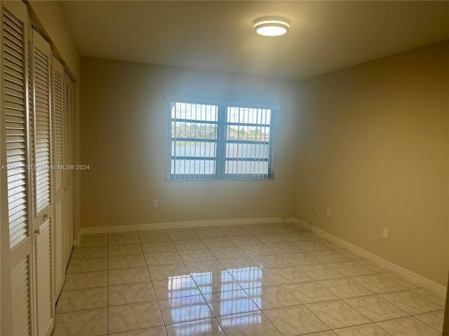 Home for rent at 11721 SW 125 CT 11721 - photo 5386943