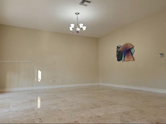 Home for sale at 1401 SW 21st Ct - photo 5387100