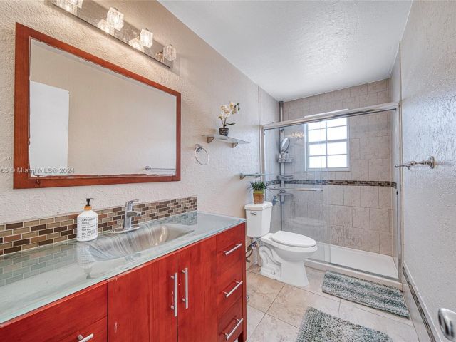 Home for sale at 13918 SW 161st Ter - photo 5388894