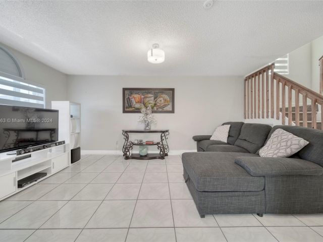 Home for sale at 13918 SW 161st Ter - photo 5388899