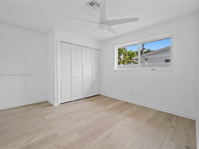 Home for rent at 28 SW 9th Ave N/A - photo 5391392